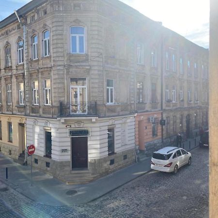 Apartment On Balabana Street Lviv Eksteriør billede