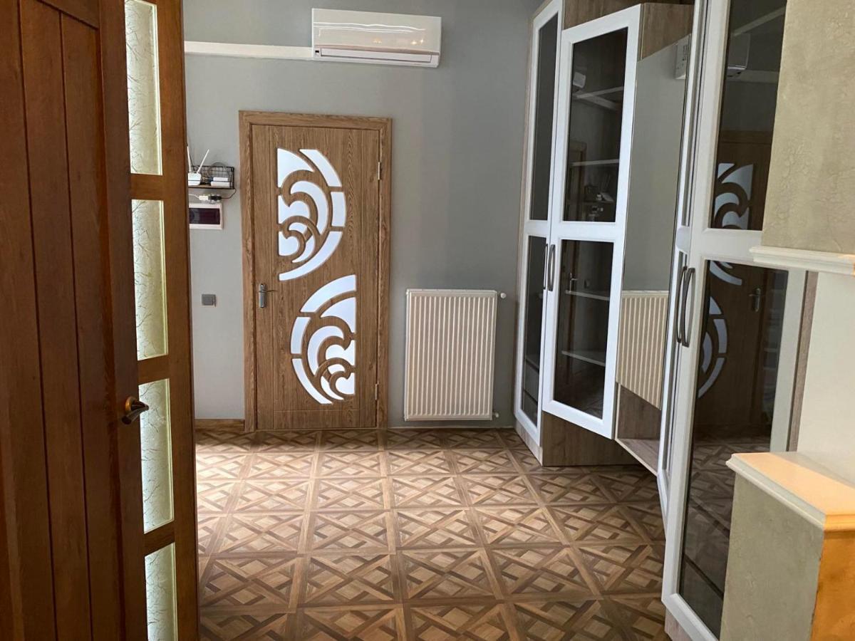 Apartment On Balabana Street Lviv Eksteriør billede